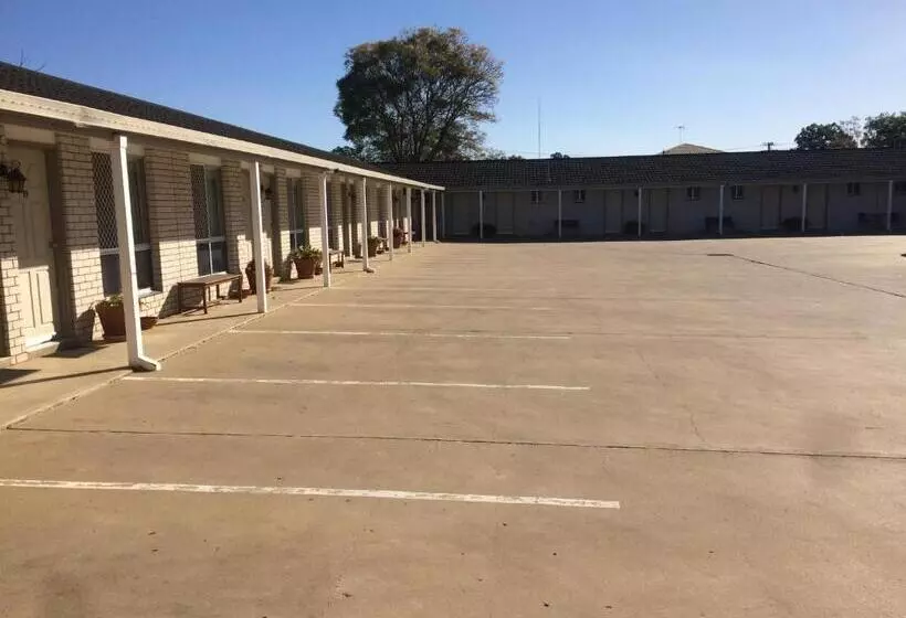 فندق على الطريق Alexander Motor Inn