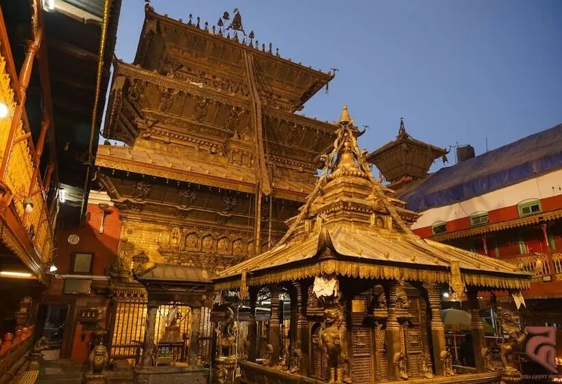 پانسیون Hira Guest House