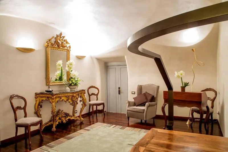 پانسیون Palazzo De Cupis Suites And View