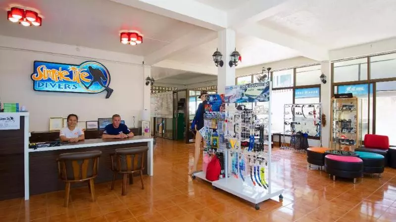 ペンション Simple Life Talay & Divers Resort