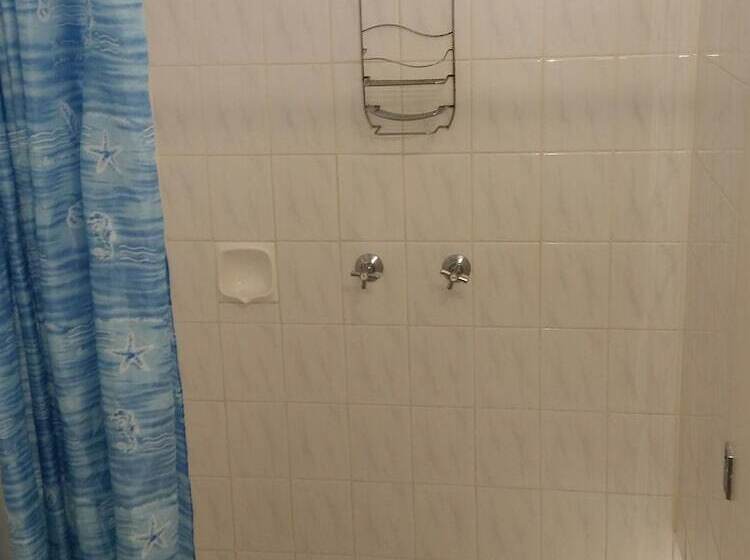 호스텔 Wandarrah Lodge