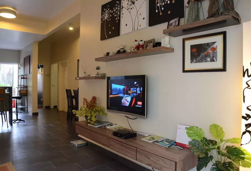 تختخواب و صبحانه Gerard S Place Roomstay