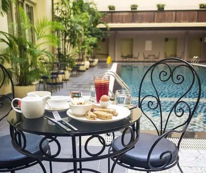 Central Mansions Serviced Apartments