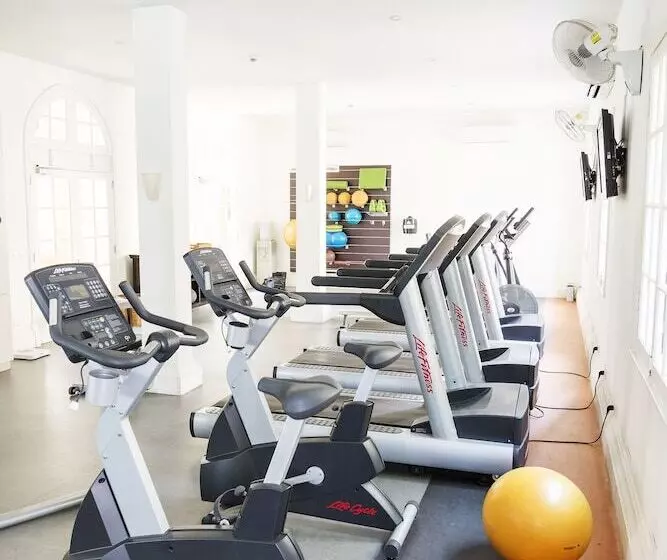 Central Mansions Serviced Apartments