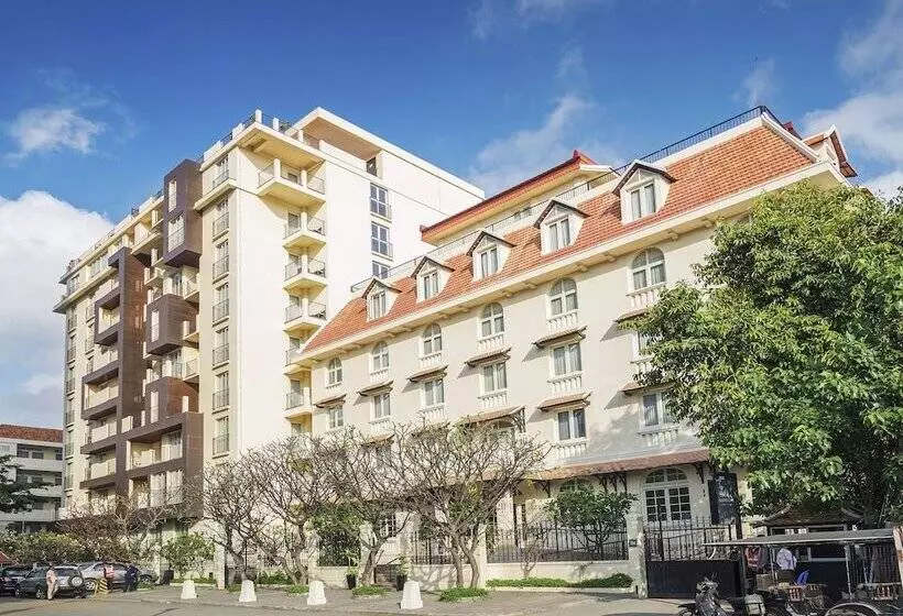 Central Mansions Serviced Apartments