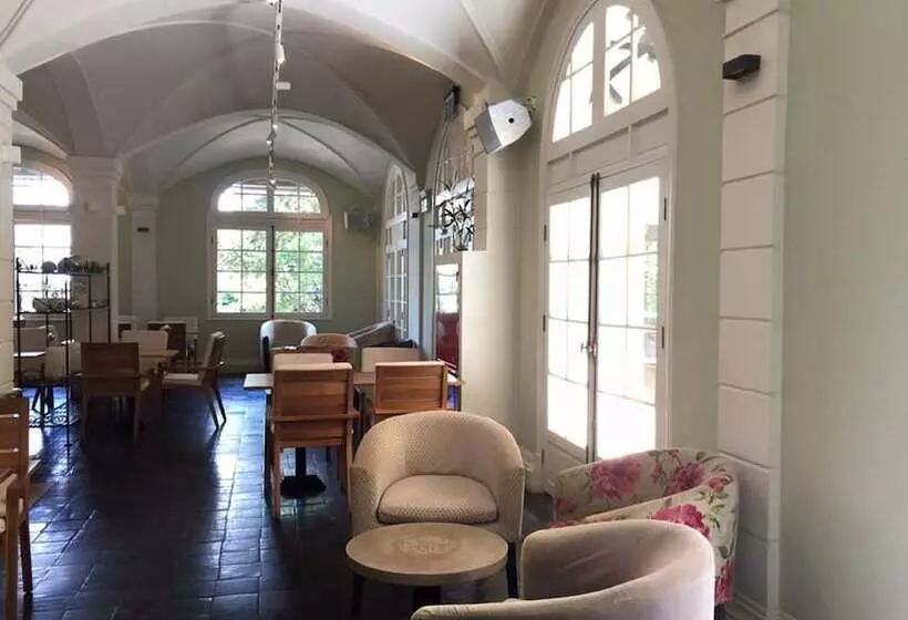 Central Mansions Serviced Apartments