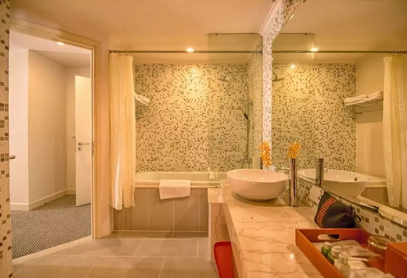 Central Mansions Serviced Apartments