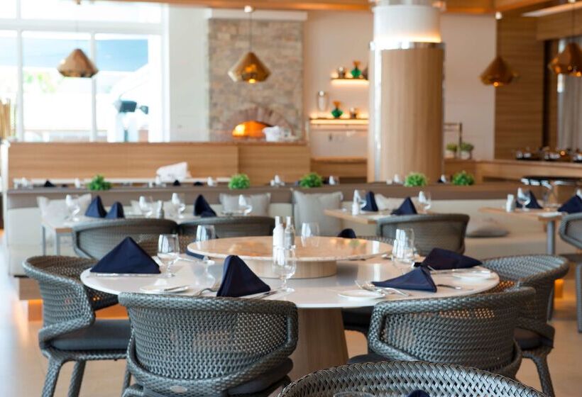 Hilton At Resorts World Bimini