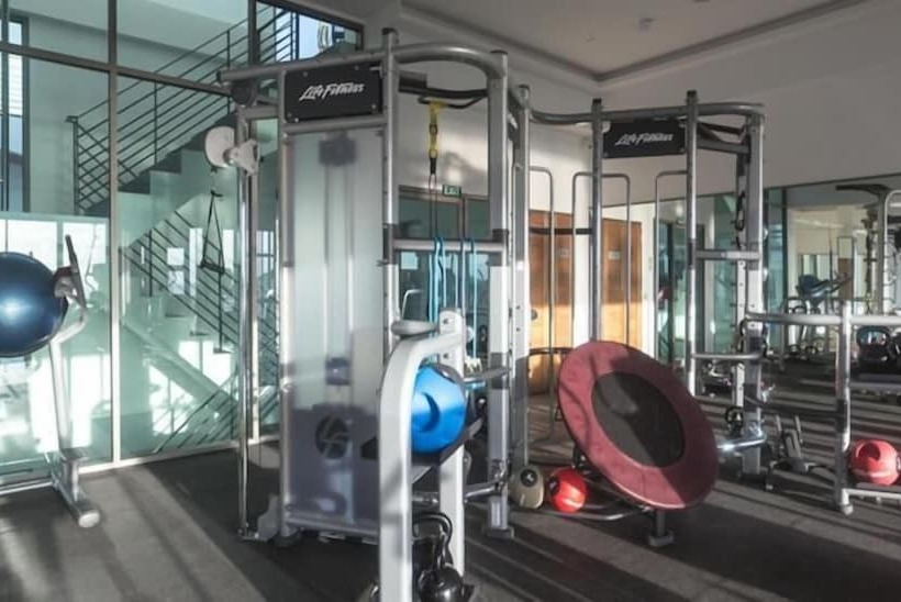 בית מלון כפרי Action Point Fitness Resort