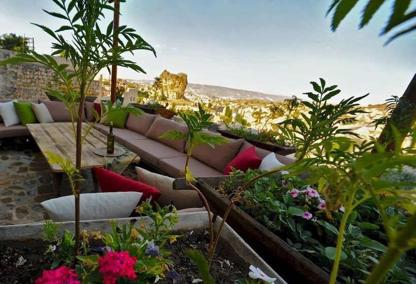 فندق Anitya Cave House