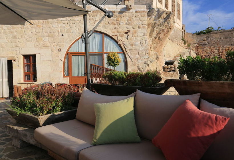 فندق Anitya Cave House