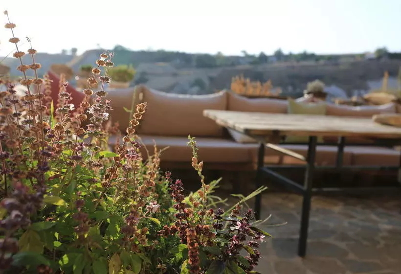 ホテル Anitya Cave House