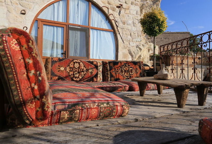 فندق Anitya Cave House