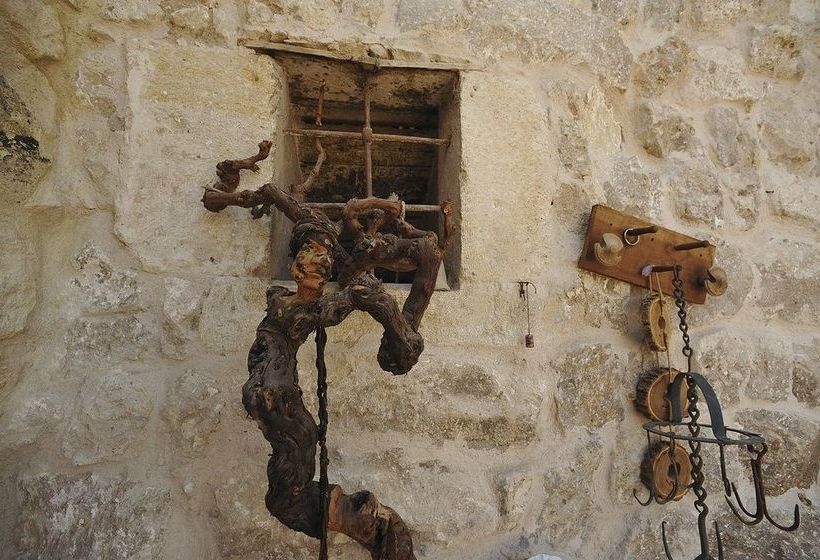 فندق Anitya Cave House