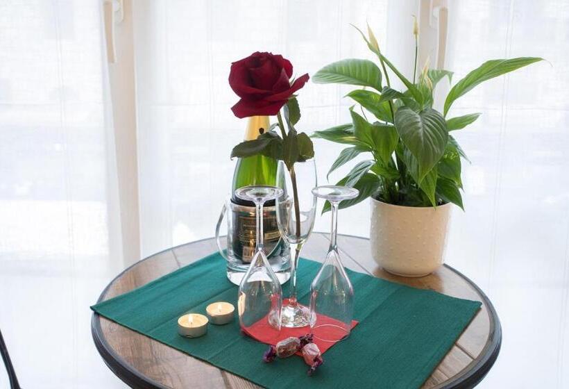 בית מלון כפרי Chroma Italy Chroma Octho