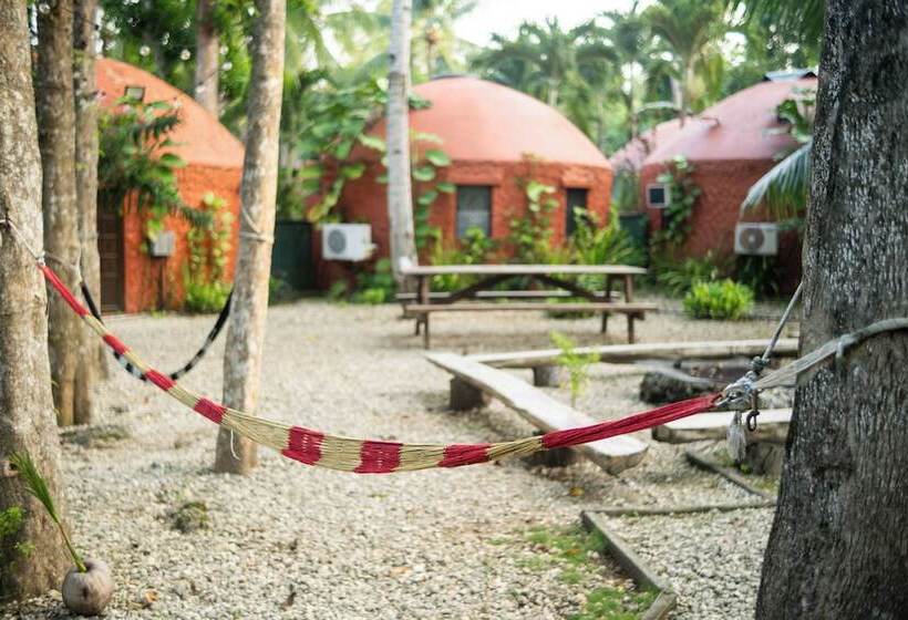 فندق Panglao Chocolate Hills Resort