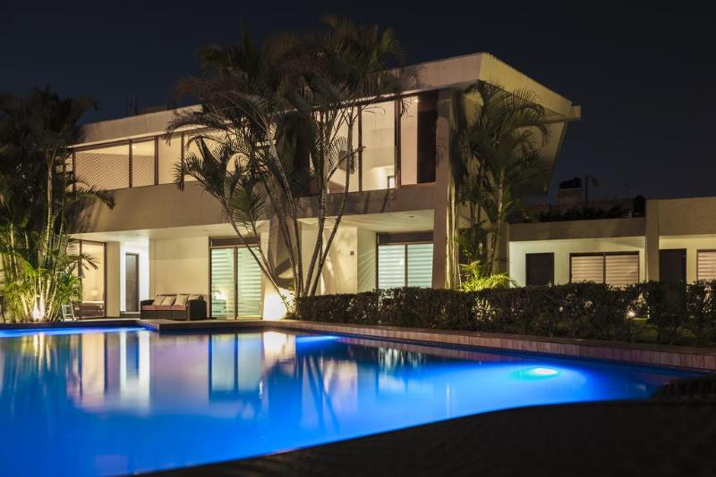 هتل Platino Expo Guadalajara