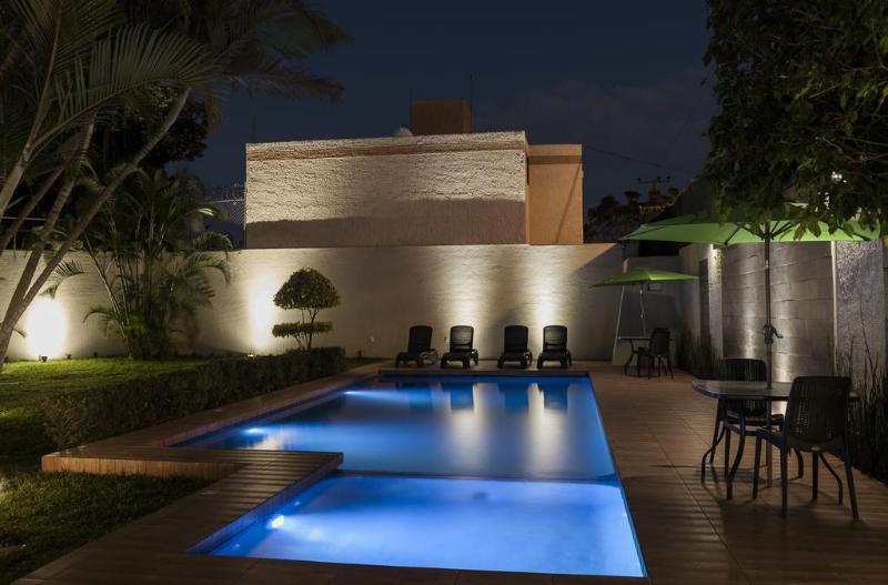 هتل Platino Expo Guadalajara