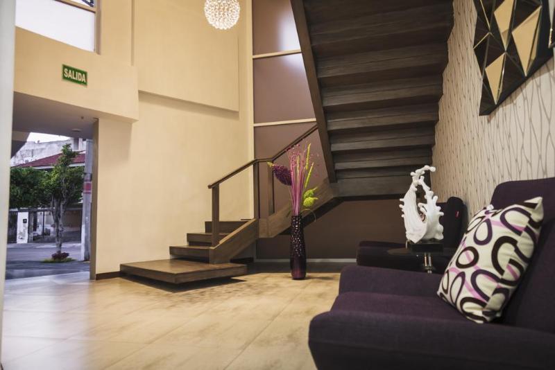 هتل Platino Expo Guadalajara