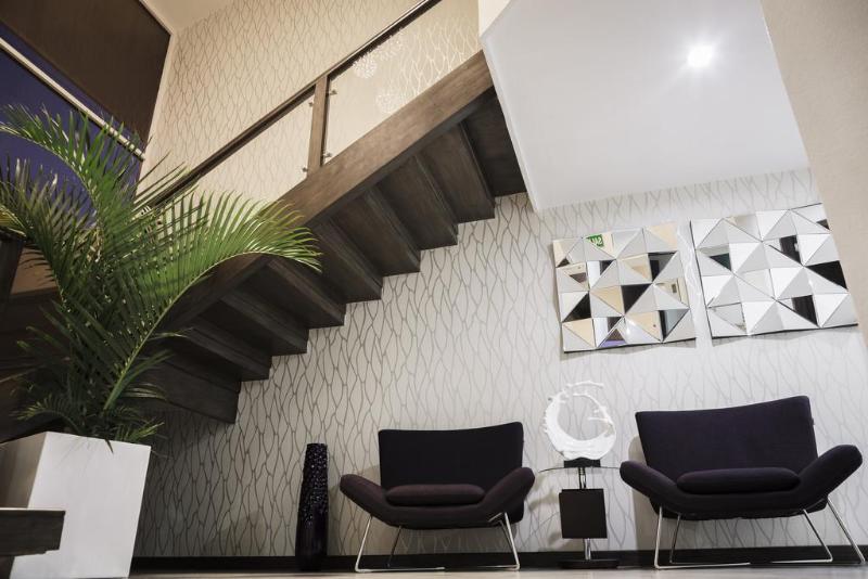 هتل Platino Expo Guadalajara