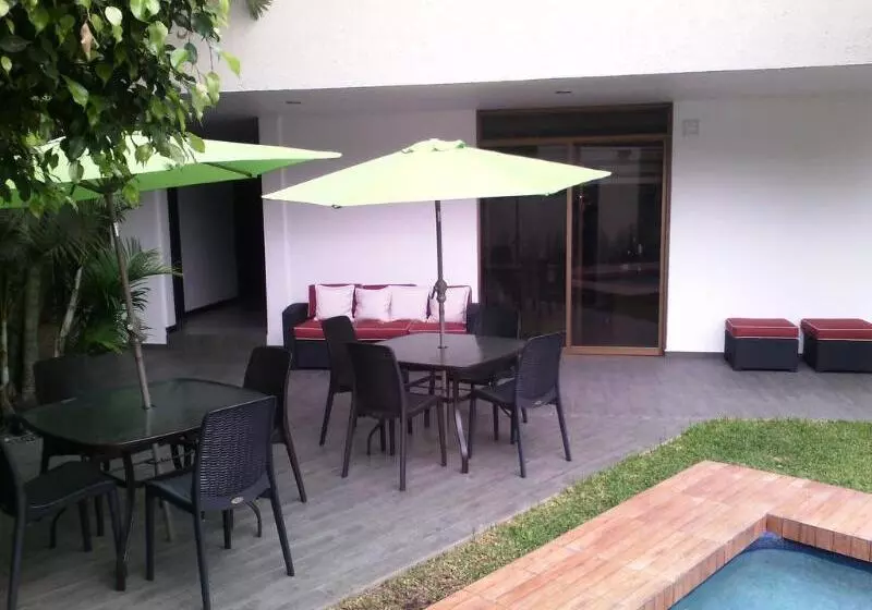 هتل Platino Expo Guadalajara