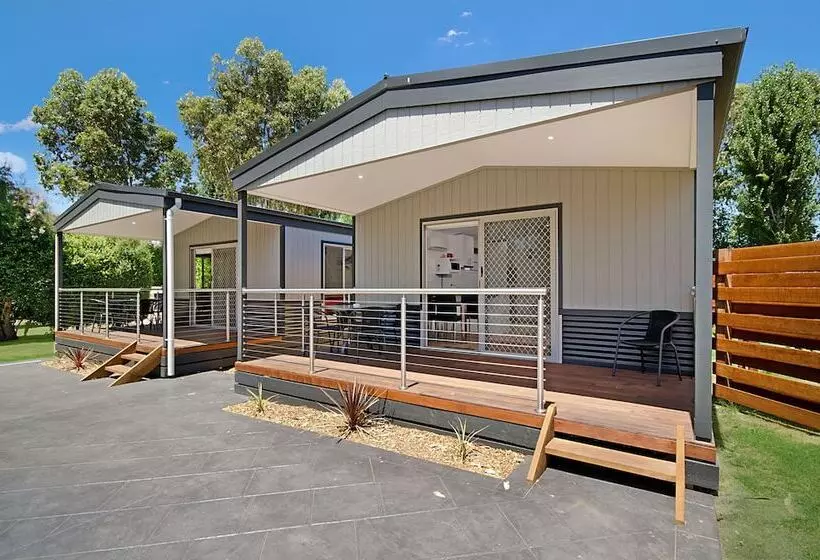 هتل Port Fairy Holiday Park