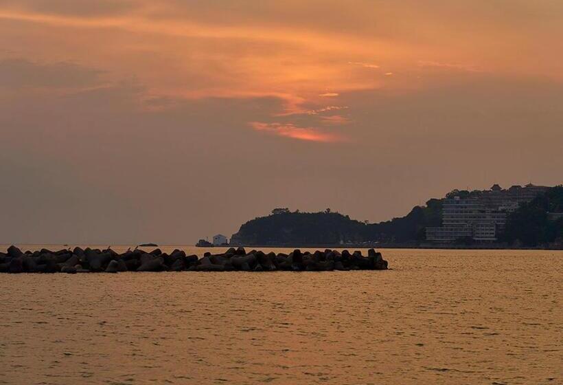 Отель Shinwaka Lodge