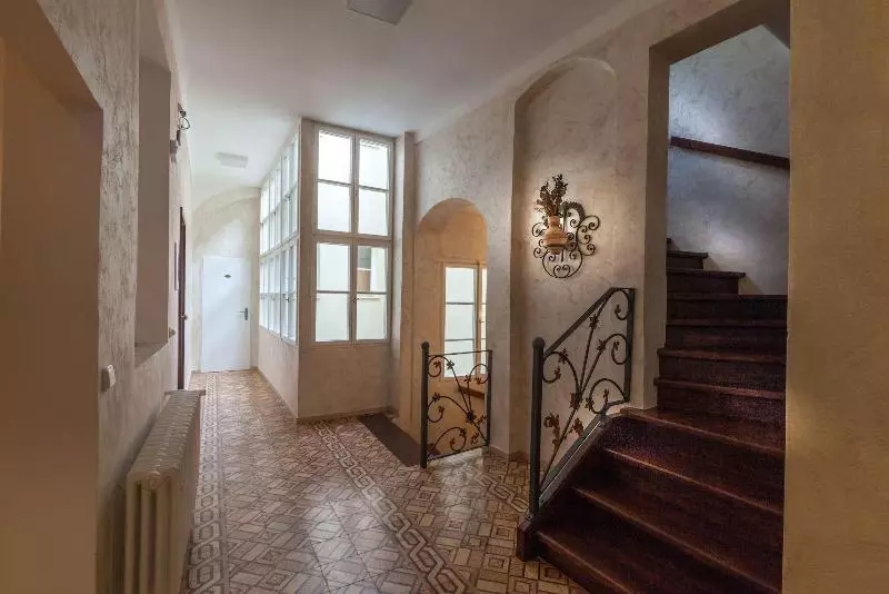پانسیون Prague Boutique Residence