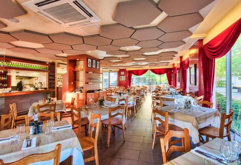 The Quadrant Apartments