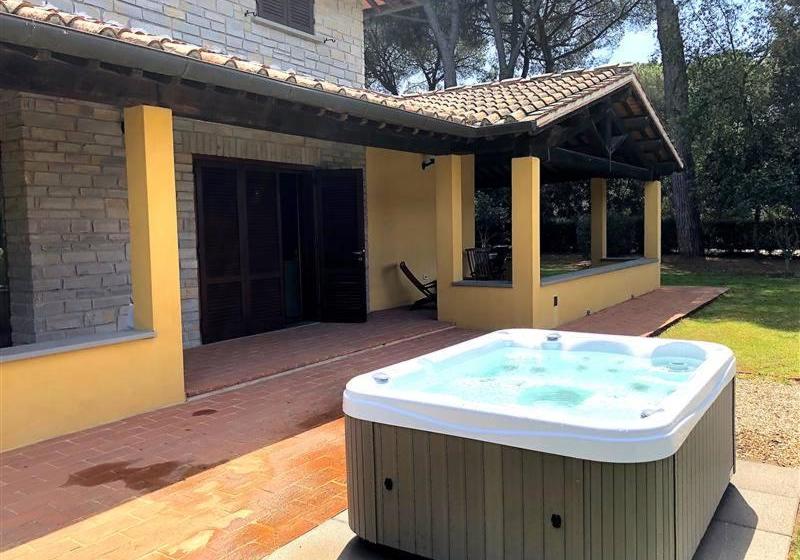 Ville Di Villa Biserno