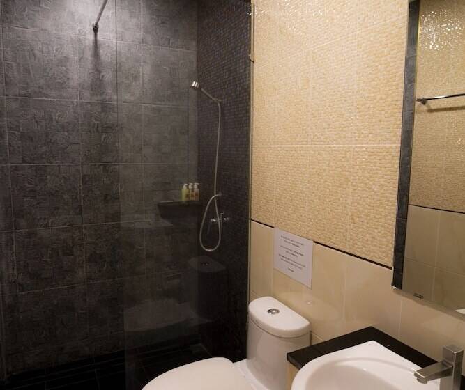فندق صغير Ban S Avenue Guesthouse