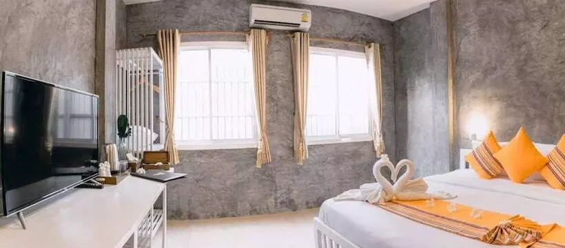 旅馆 Ban S Avenue Guesthouse