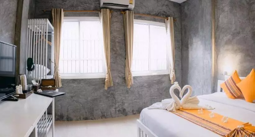 旅馆 Ban S Avenue Guesthouse