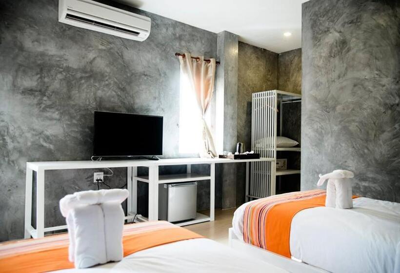 فندق صغير Ban S Avenue Guesthouse