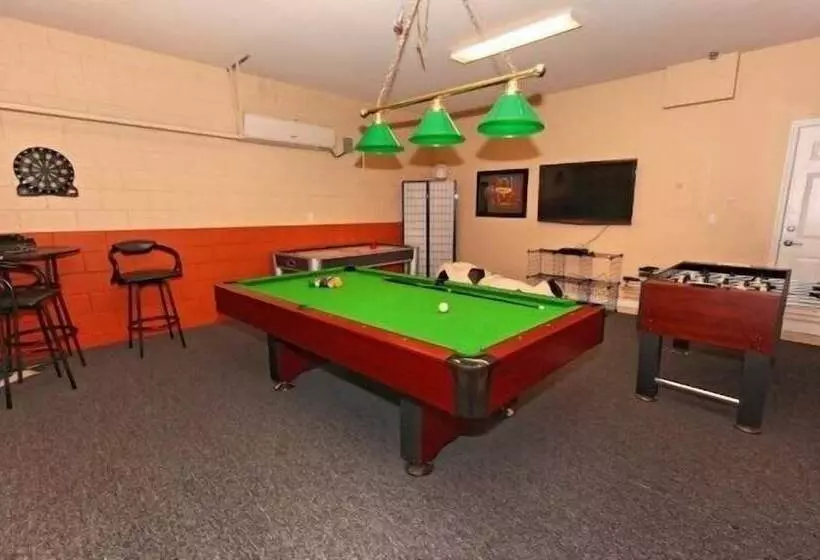 Five Star Vacation Homes