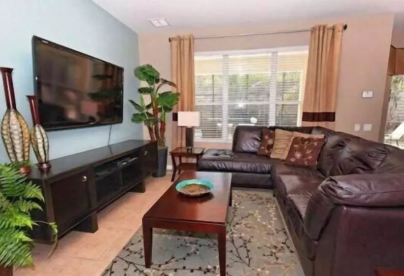 Five Star Vacation Homes