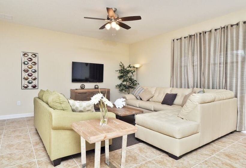 Five Star Vacation Homes