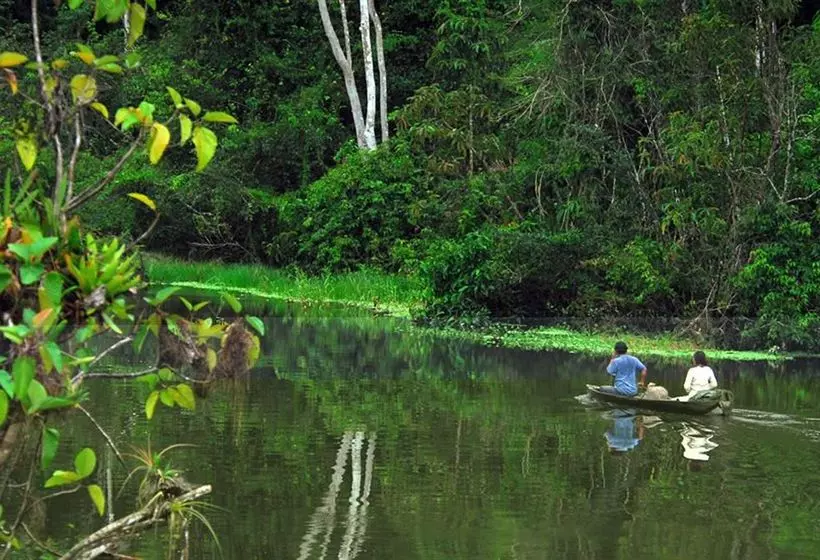 Hotelli Amazonas Sinchicuy Lodge