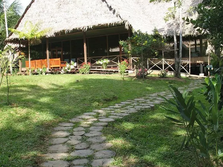 Hotelli Amazonas Sinchicuy Lodge