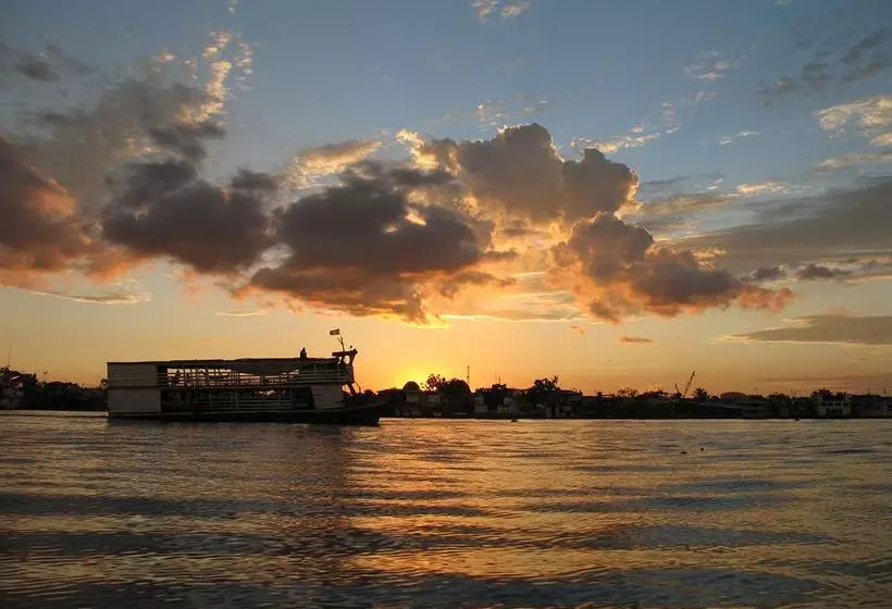 Hotelli Amazonas Sinchicuy Lodge