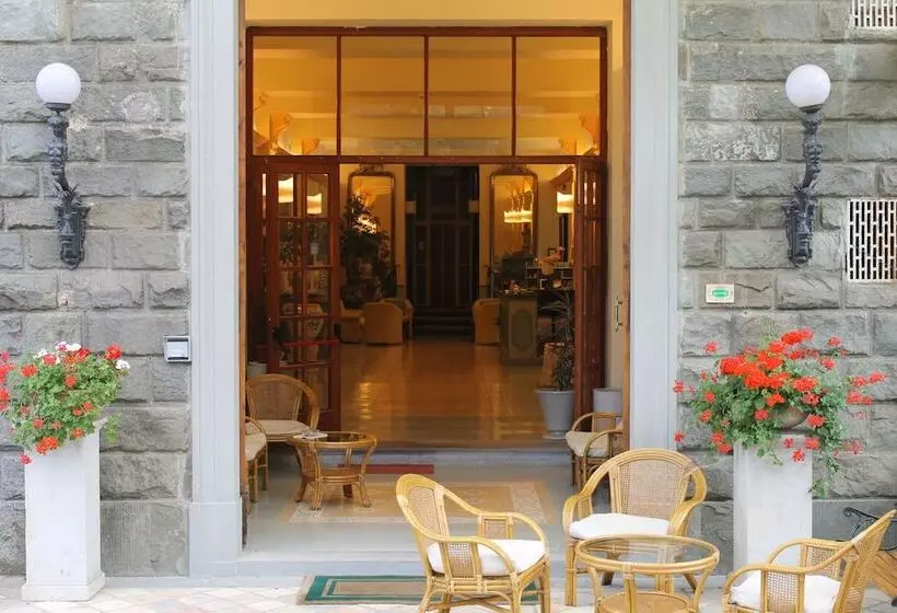 ホテル Croce Di Savoia