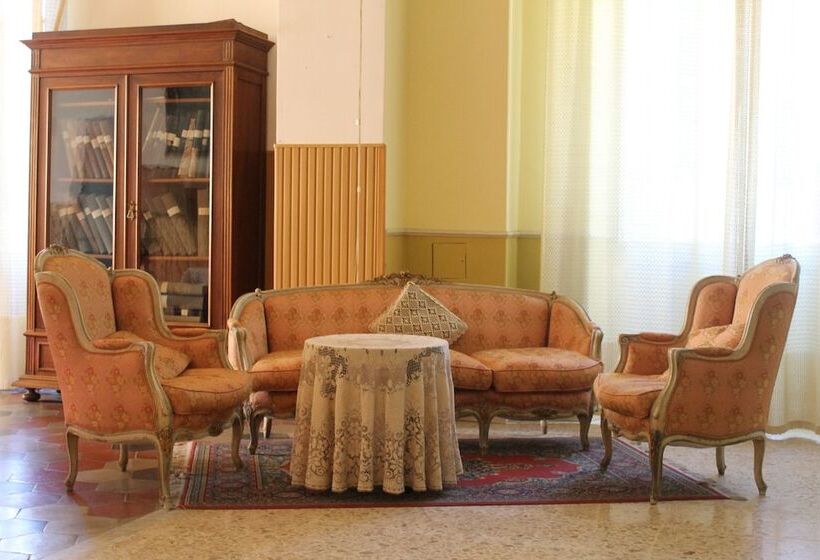 فندق Croce Di Savoia