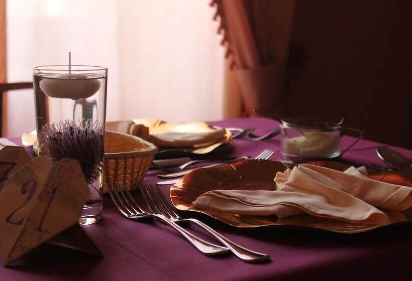 فندق Croce Di Savoia