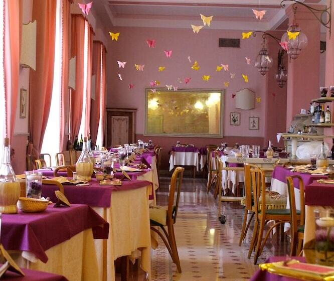 فندق Croce Di Savoia