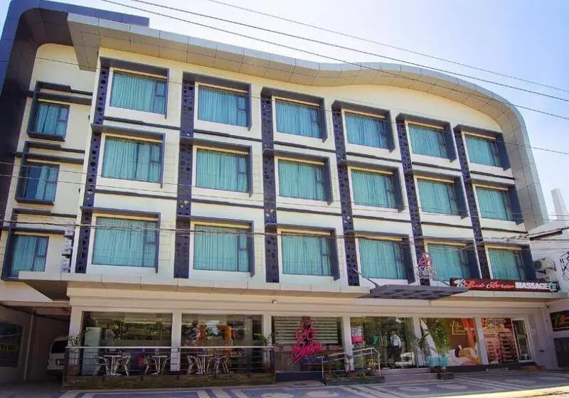 Hotel Eloisa Royal Suites