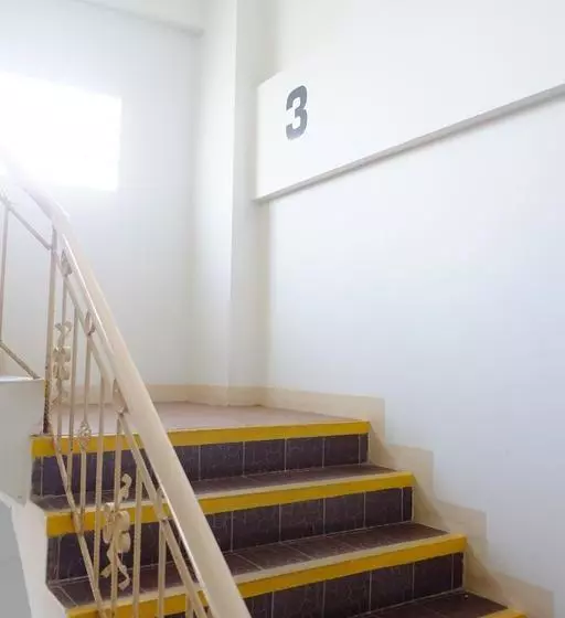 호텔 Studio Khon Kaen By Icheck Inn