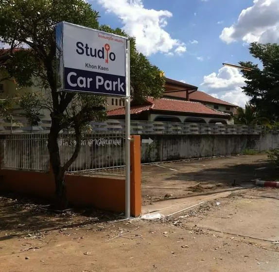 호텔 Studio Khon Kaen By Icheck Inn