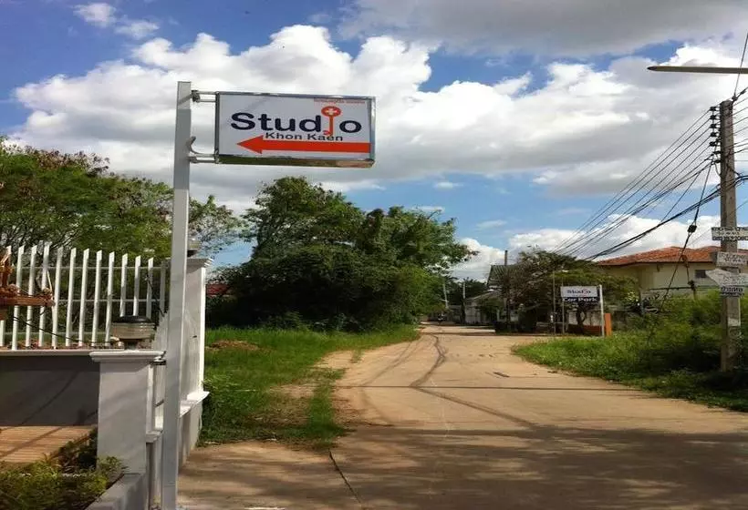 호텔 Studio Khon Kaen By Icheck Inn