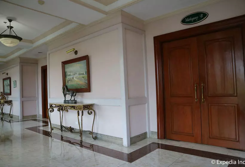 هتل Sunrise Holiday Mansion