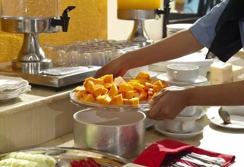 Zuri Express Hotel Pekanbaru